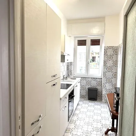 Piramide-ostiense Two Bedroom * ローマ