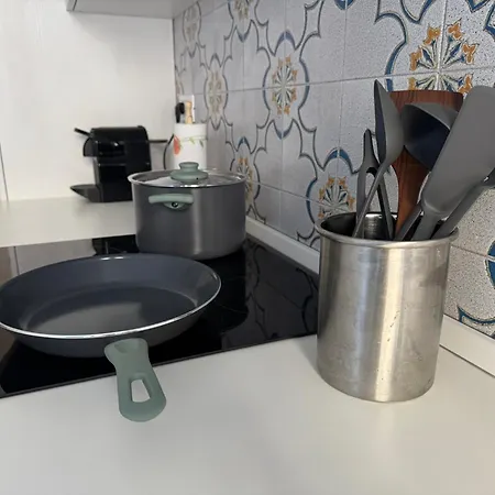Piramide-ostiense Two Bedroom דירה *