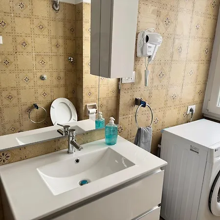 Piramide-ostiense Two Bedroom Apartment Rome